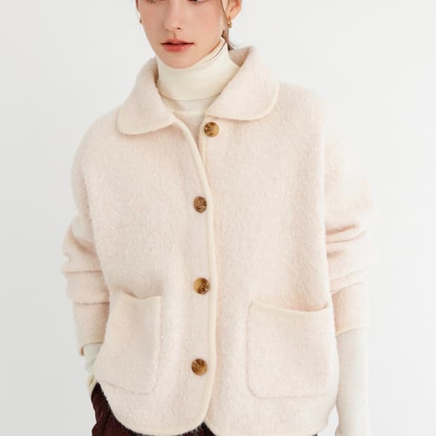 룩캐스트 몬디 부클 니트 가디건 _아이보리