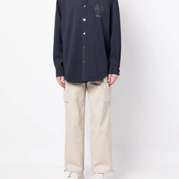 gmbh 로고 프린트 리사이클 나일론 셔츠 게엠베하