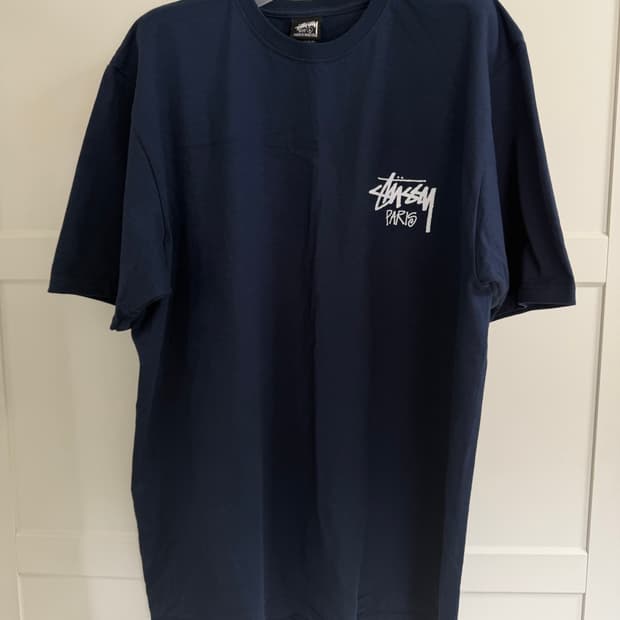 스투시 파리 네이비 반팔 티셔츠