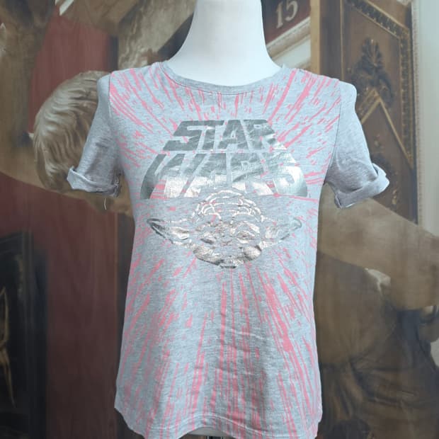 Star Wars 요다 실버 프린트 롤업 티셔츠