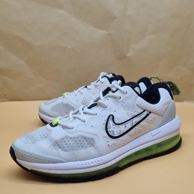 나이키 에어맥스 게놈 여성운동화235 