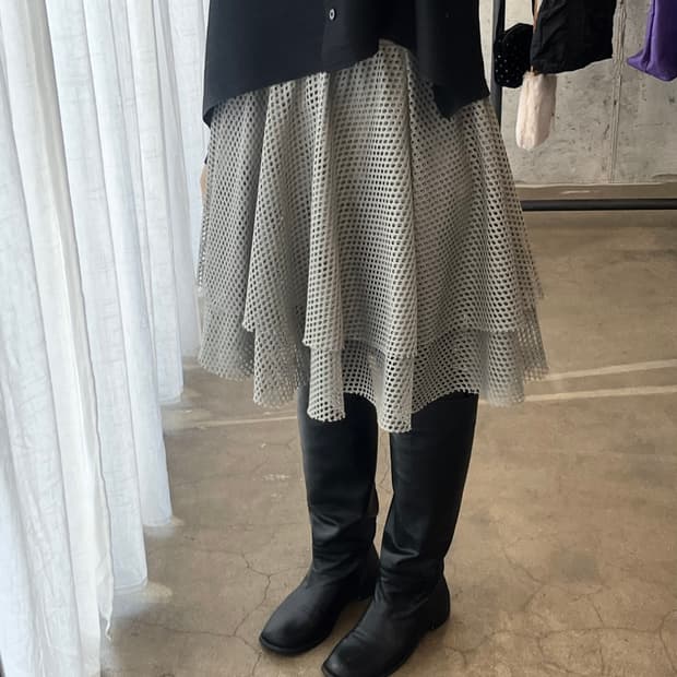 퓨마 도트 펀칭 레이어드 스커트