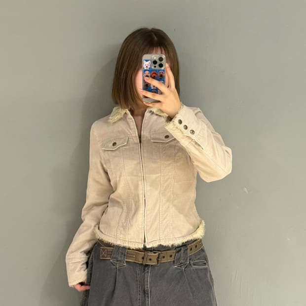 2-pocket fur trimming jacket