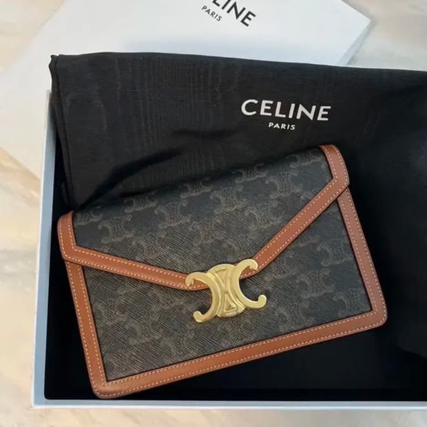 셀린느 트리오페 woc백 마고체인지갑 캔버스 탄