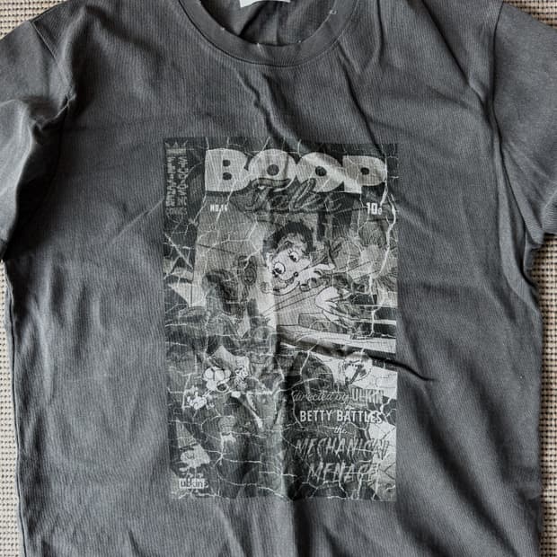 BETTY VINTAGE GRAPHIC T