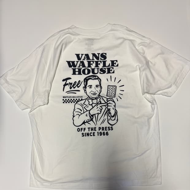 반스 Vans 데쓰 그립 뒷 프린팅 반팔 티셔츠 XL ~ 2XL 화이트