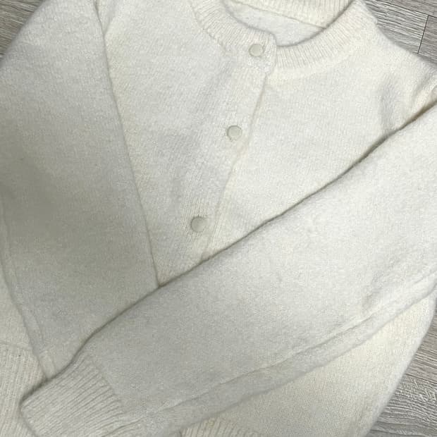 아이보리 가디건