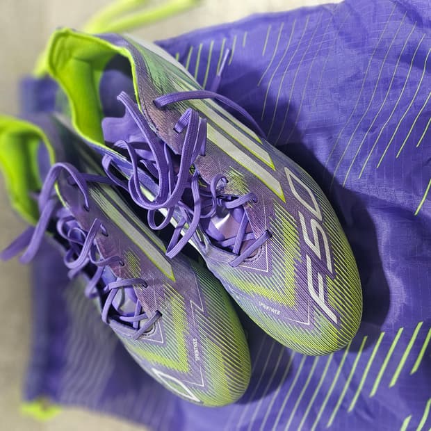 F50 야말 축구화