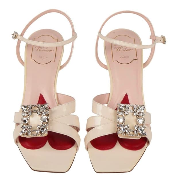 로저비비에 아이보리 스트라 샌들35.5 새상품