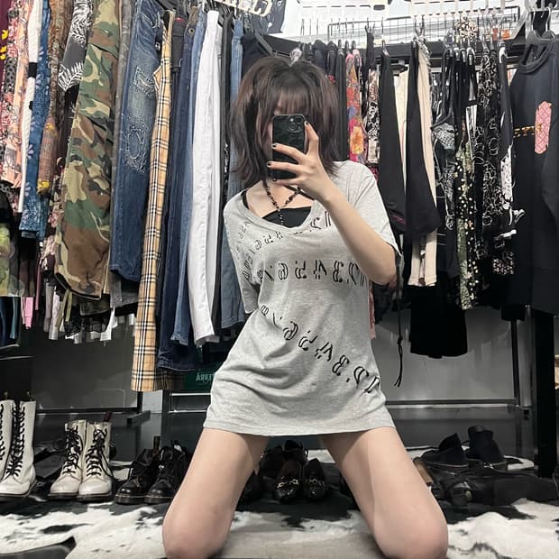 아르마니 브이넥 반팔