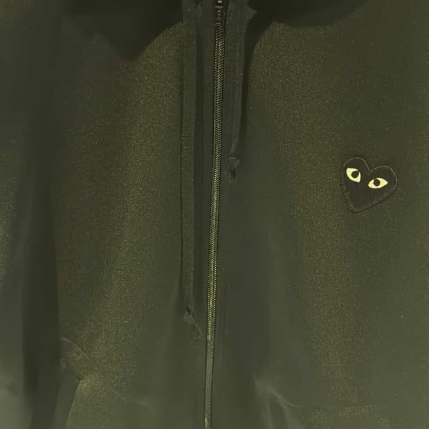 꼼데가르송 빅 블랙 하트 프린트 후드 집업 블랙