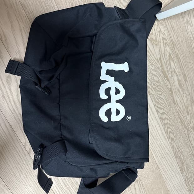 Lee 메신저백 크로스백