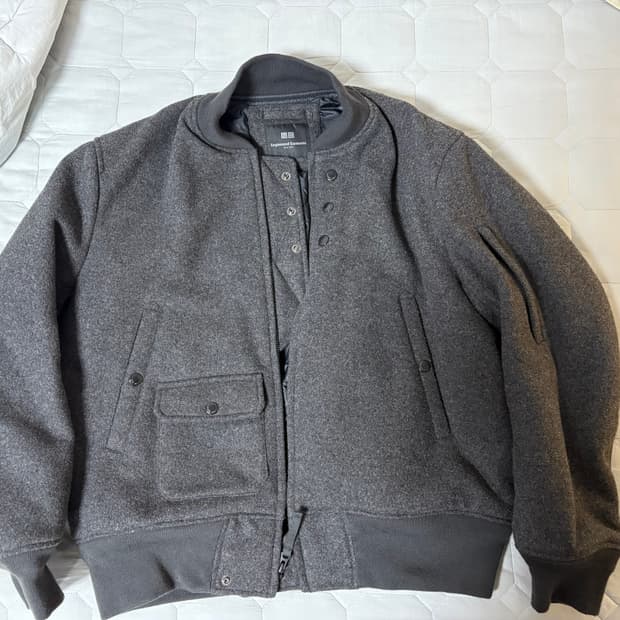 엔지니어드 가먼츠 유니클로 블루종 차콜 m