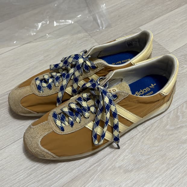 [급처]아디다스 웨일스 보너 컨트리 메사 275