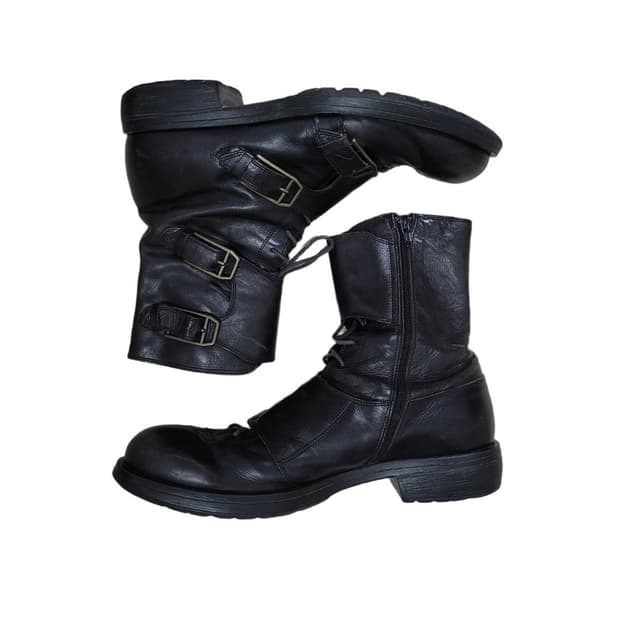 Tanker strap boots