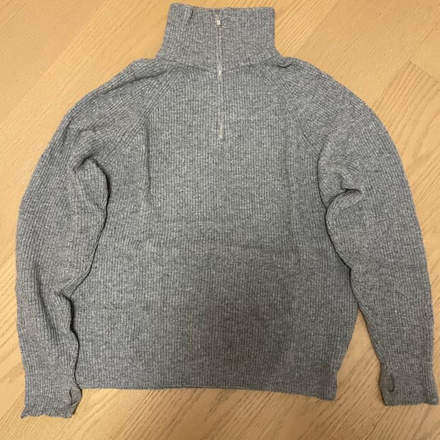 worthwhile movement 하프집업 니트