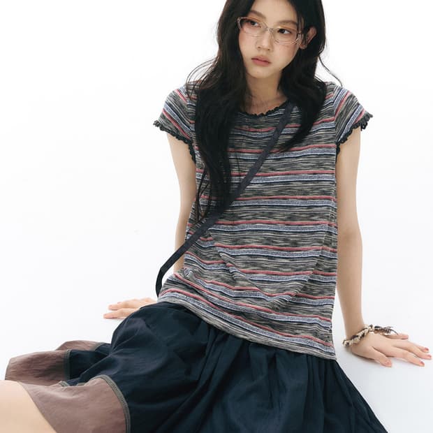 TAKEANAP Stripe lace edge top 코이세이오 깔