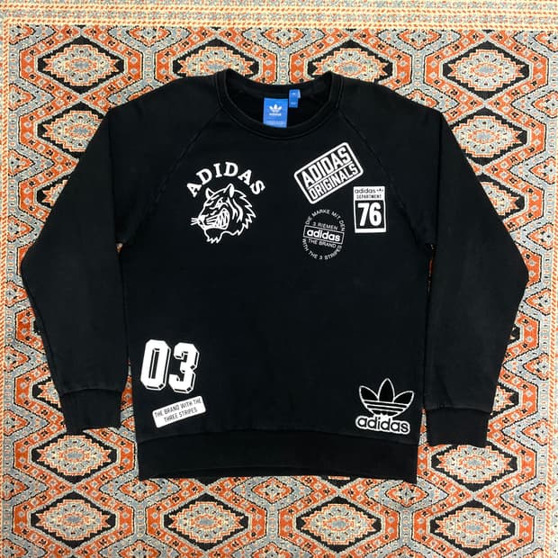  아디다스 오리지날 로고 크루 블랙 맨투맨 남성100