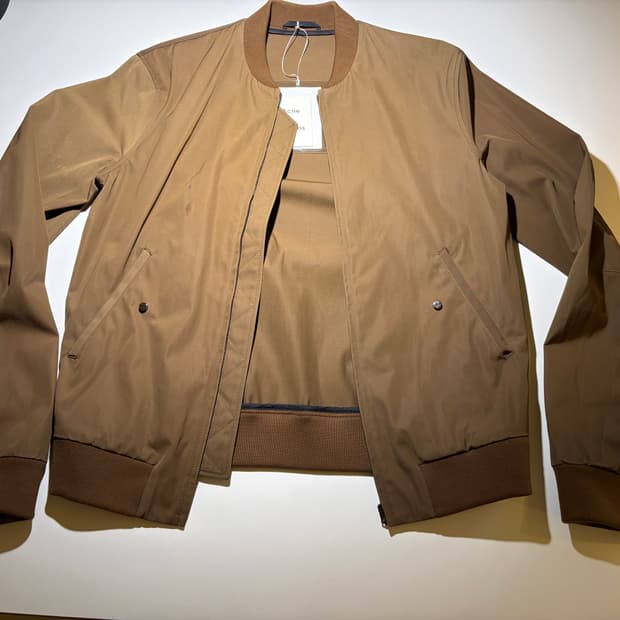 아크네 스튜디오 나일론 자켓 46사이즈