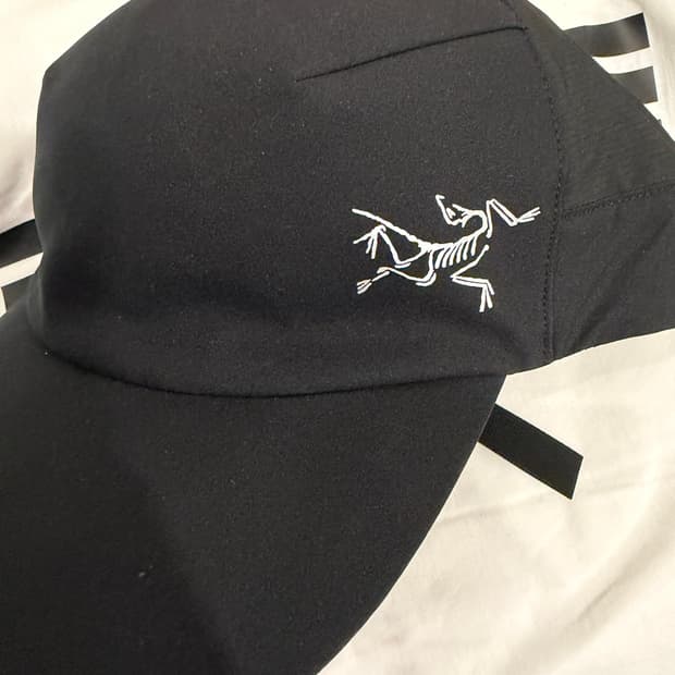 아크테릭스 칼버스 캡