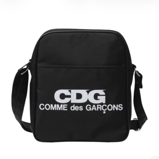CDG 숄더백 블랙