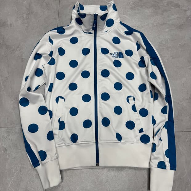 노스페이스 도트져지