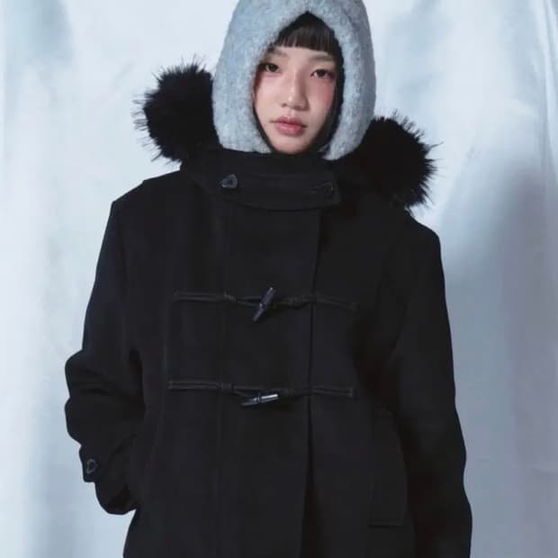 로긴앤로지 코트 Duffel Hoodie Fur Half Coat 블랙