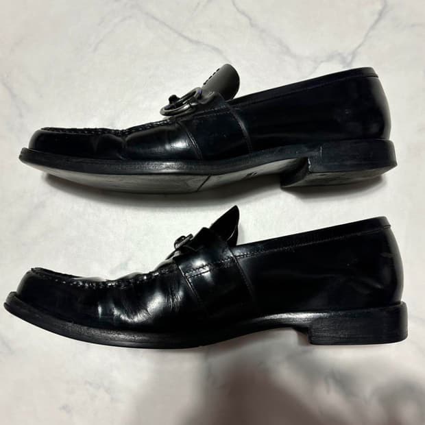 프라다 링 레더 로퍼 블랙
