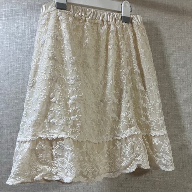레이스 스커트