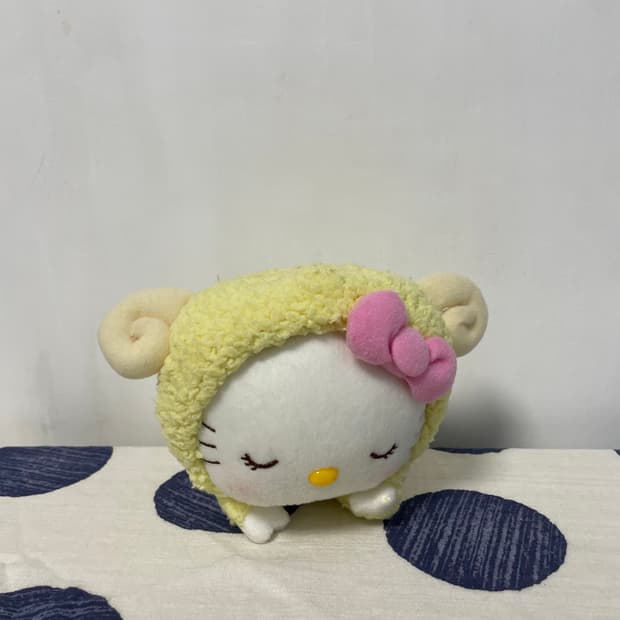 2014년 고전 산리오 양 키티 인형