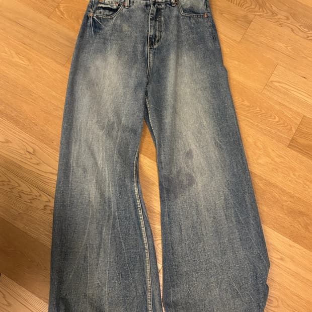 MM6 flare jean