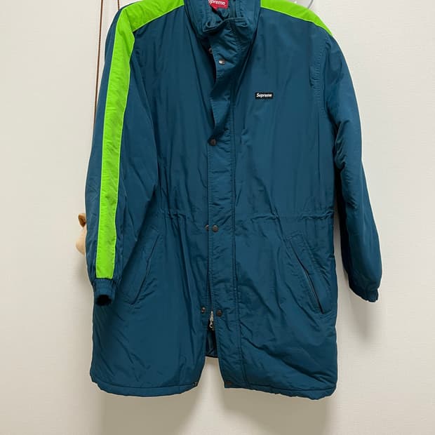 슈프림 백로고 스타디움 파카