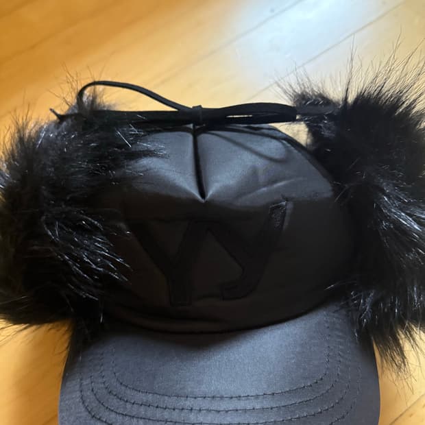 Open yy 퍼 볼캡 모자 닝닝