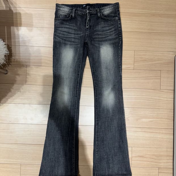 Bohemian Seoul 부츠컷 데님 사이즈2