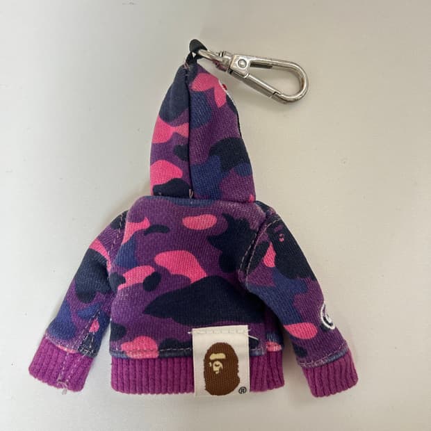 베이프 후드집업 키링