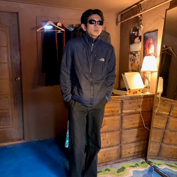 NORTHFACE BLUE LIGHTWEIGHT PADDED JACKET