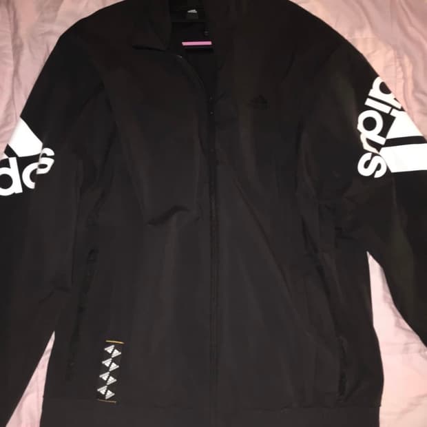 아디다스 바람막이