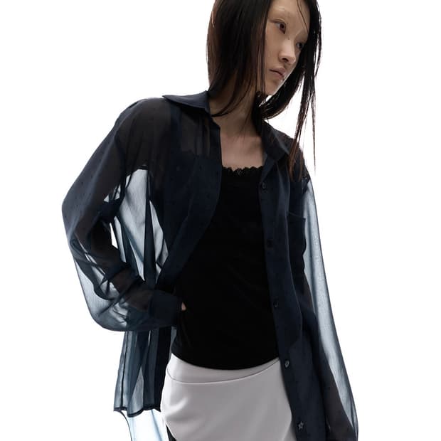 OJOS 오호스 그래픽 쉬어 셔츠 블랙