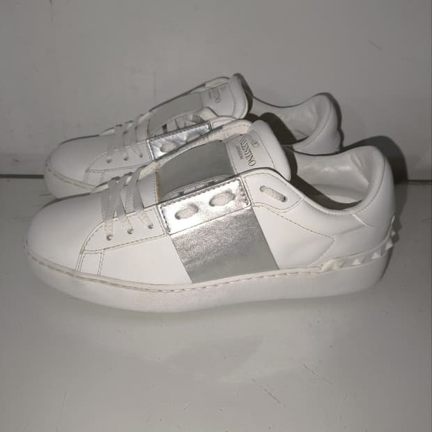 35 220mm 발렌티노 히든 오픈 메탈릭 스니커즈