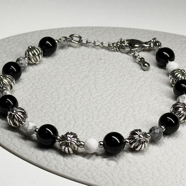 (핸드메이드) 오닉스 크롬 십자가 하울라이트 천연 원석팔찌