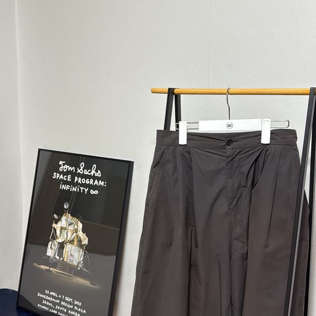 아모멘토 two tuck wide shorts (amomento)