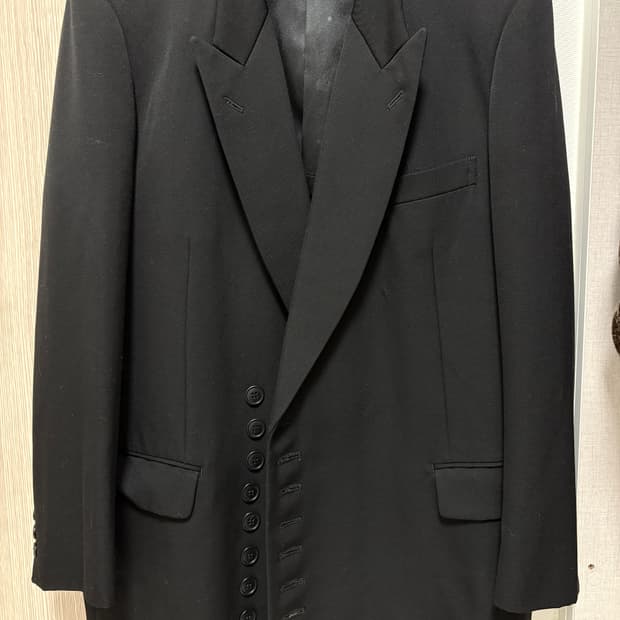 아티잔 버튼 디테일 블레이저