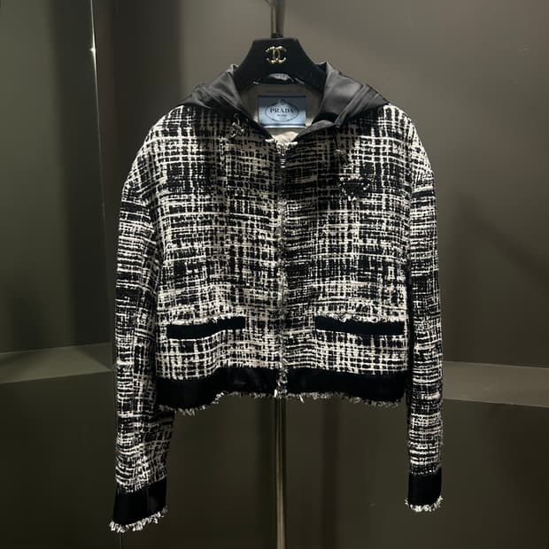 프라다 나일론 후드 트위드 자켓