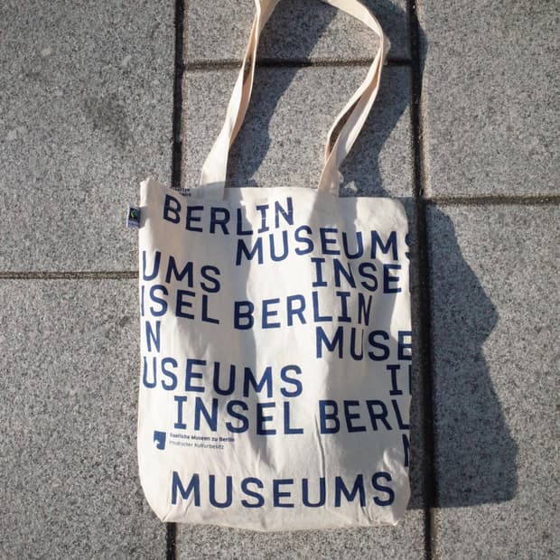 BERLIN MUSEUMS 베를린 뮤지엄 에코백 (새상품)