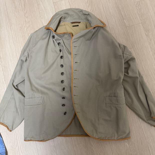 캐피탈 헌팅자켓