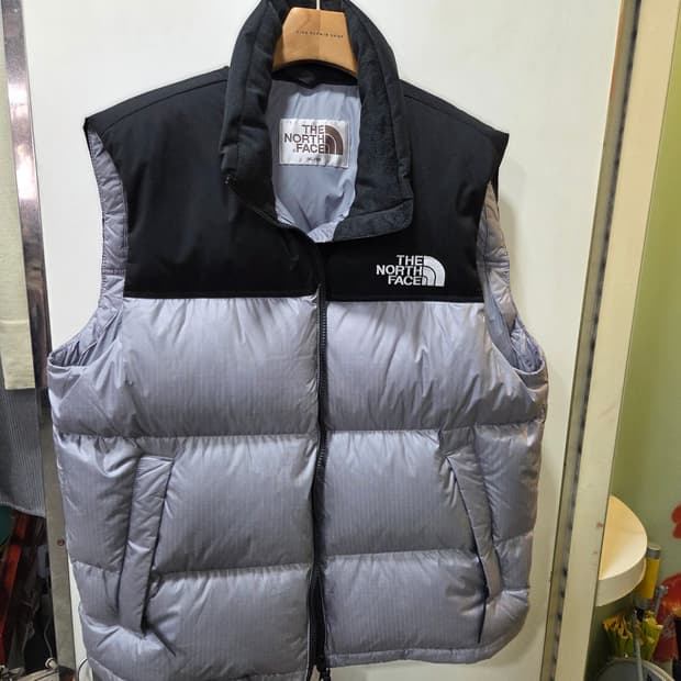 노스패이스 눕시 패딩 베스트