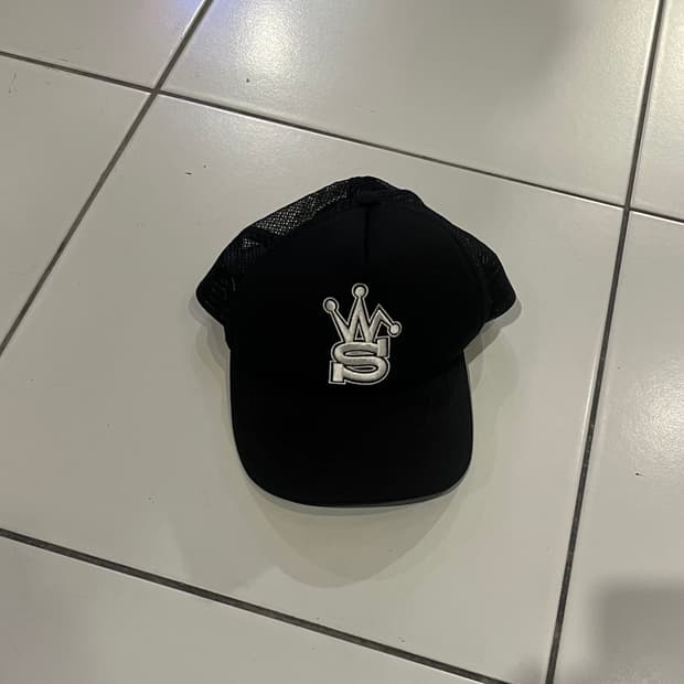 스투시 x 아워레가시 워크샵 트러커캡 블랙 