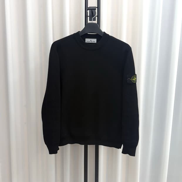 [S] 26SS 스톤아일랜드 풀 오버 니트 블랙