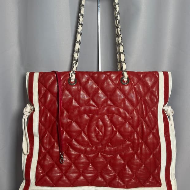 샤넬 레드 & 아이보리 램스킨 퀼팅 쇼퍼백
