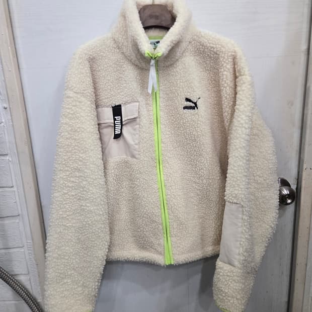 100,L)) PUMA 푸마 양털 점퍼! 옷 디자인 이쁘고 컨디션 굿!